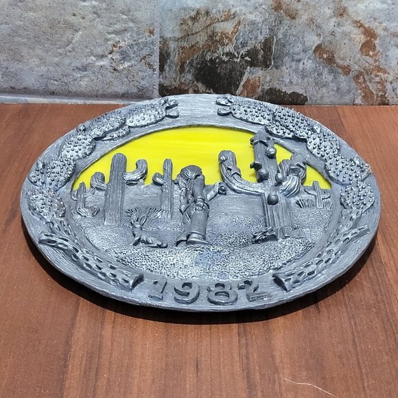 Vintage Pewter Plate Michael Ricker Southwestern Christmas 1982 - Picture 6 of 13